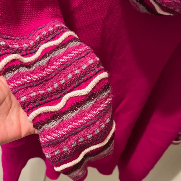 Alpaca Peruvian cape poncho style - Picture 3 of 4